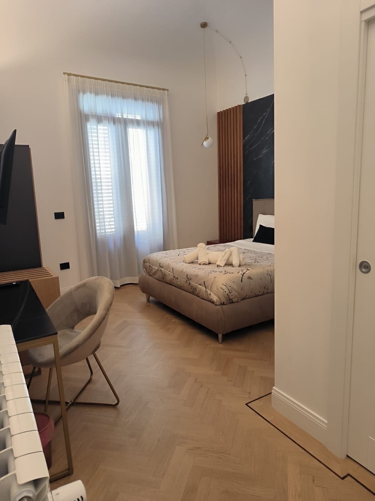 Luxury Double Room, Balcony, City View | Desk, laptop workspace, blackout drapes, iron/ironing board