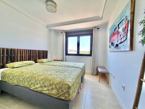 2 soverom, strykejern/-brett, wi-fi og sengetøy