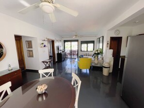 Interior - FRONT BEACH STANZA MARE, PUNTA CANA, POOL 2 BED. (Punta Cana)