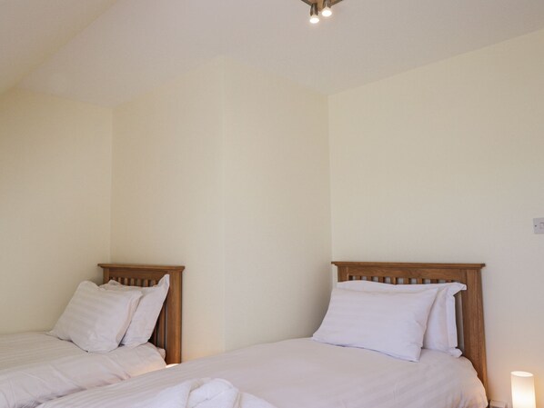 3 slaapkamers, individueel gedecoreerd, individueel gemeubileerd