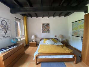 2 bedrooms, free WiFi