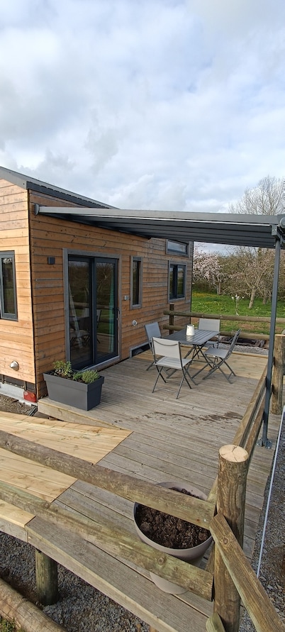 Tiny house du petit Manoir between land and sea