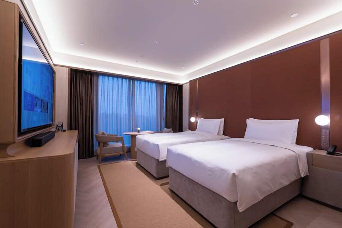 Comfort Double Room, City View