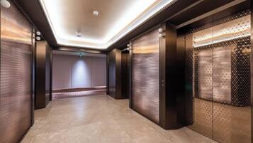 Elevator