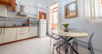 Apartment 'Cafio's House' with Wi-Fi and Air Conditioning