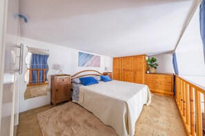 1 bedroom, iron/ironing board, free WiFi, bed sheets - Apartment 'Cafio's House' with Wi-Fi and Air Conditioning (Lipari)