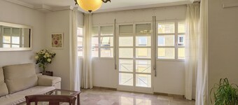 Apartment 'Apartamento 5 Caballeros' with Balcony, Wi-Fi and Air Conditioning