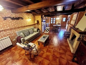 Living area - AR. La Tablá - 4 people.disconnect in Asturias in the middle of nature. (Alles)