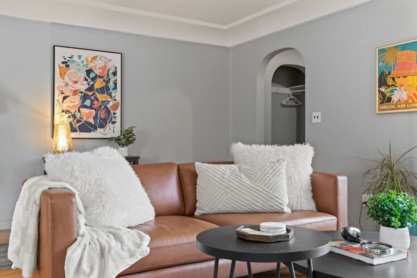 Smart TV, fireplace, offices