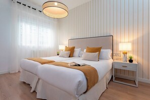 3 bedrooms, iron/ironing board, WiFi, bed sheets - Exclusive apt 3rooms in Granada. Martinez Campos II (Granada)
