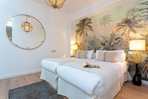 3 bedrooms, iron/ironing board, WiFi, bed sheets - Exclusive apt 3rooms in Granada. Martinez Campos II (Granada)