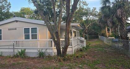 Clambassador Cottage