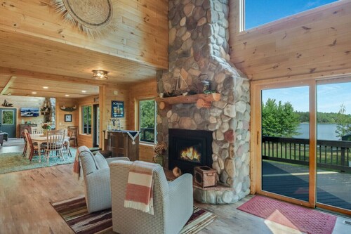 Lake And Trails Lodge | Lake Access | Sleeps 23