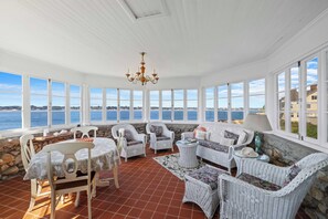 Dining - Waterfront Estate in Groton – 10 Bedrooms, Private Pier, & Beach Access (Groton)