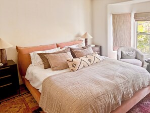 3 bedrooms, free WiFi, bed sheets