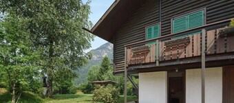 Appartement 'Chambre et Jardin Altavista Mia' avec Vue Montagne, Terrasse Privée et Wi-Fi