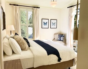 3 Schlafzimmer, Schreibtisch, Reisekinderbett, WLAN