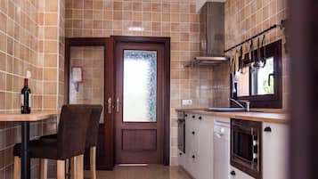 Frigorifero, microonde, forno, lavastoviglie