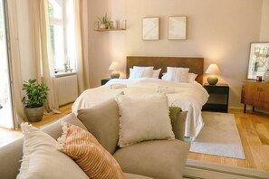 1 dormitorio, escritorio, wifi y ropa de cama