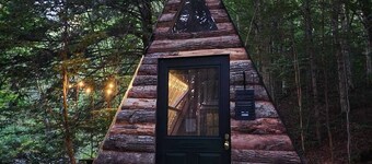 Creekside: Cozy off-grid cabin near Cooperstown, NY