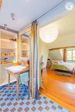 1 Schlafzimmer, Internetzugang