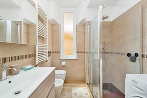 Regadera y bidet 