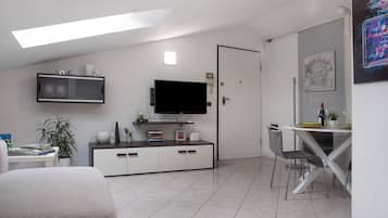 TV, aparelho de som