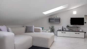 Fernseher, Stereoanlage