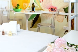 Iron/ironing board