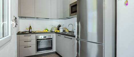 Mikrowelle, Geschirrspüler