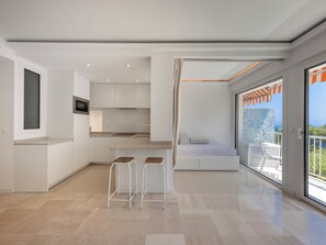 1 bedroom, iron/ironing board, travel crib, WiFi