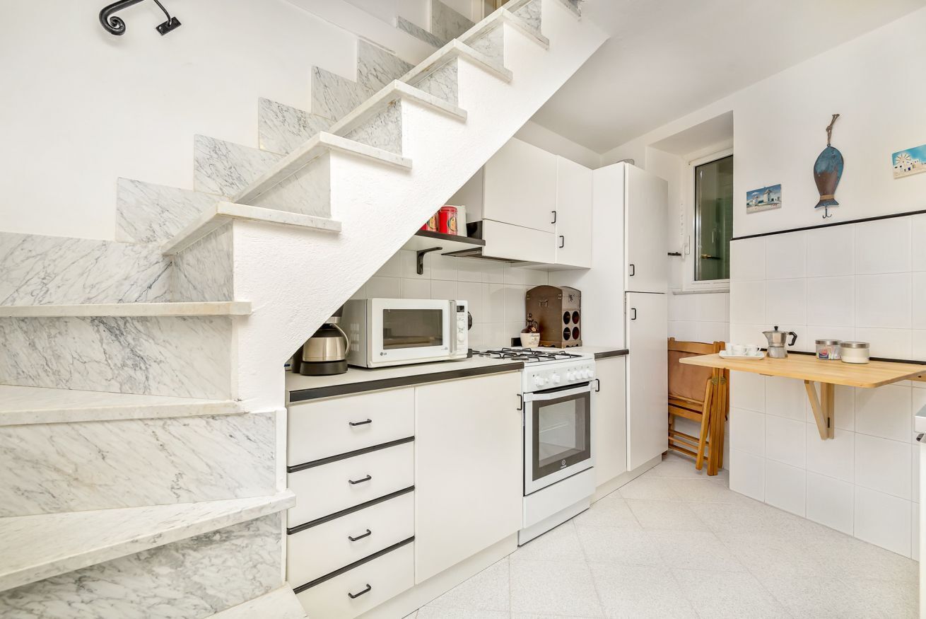 Microonde, lavastoviglie, tostapane