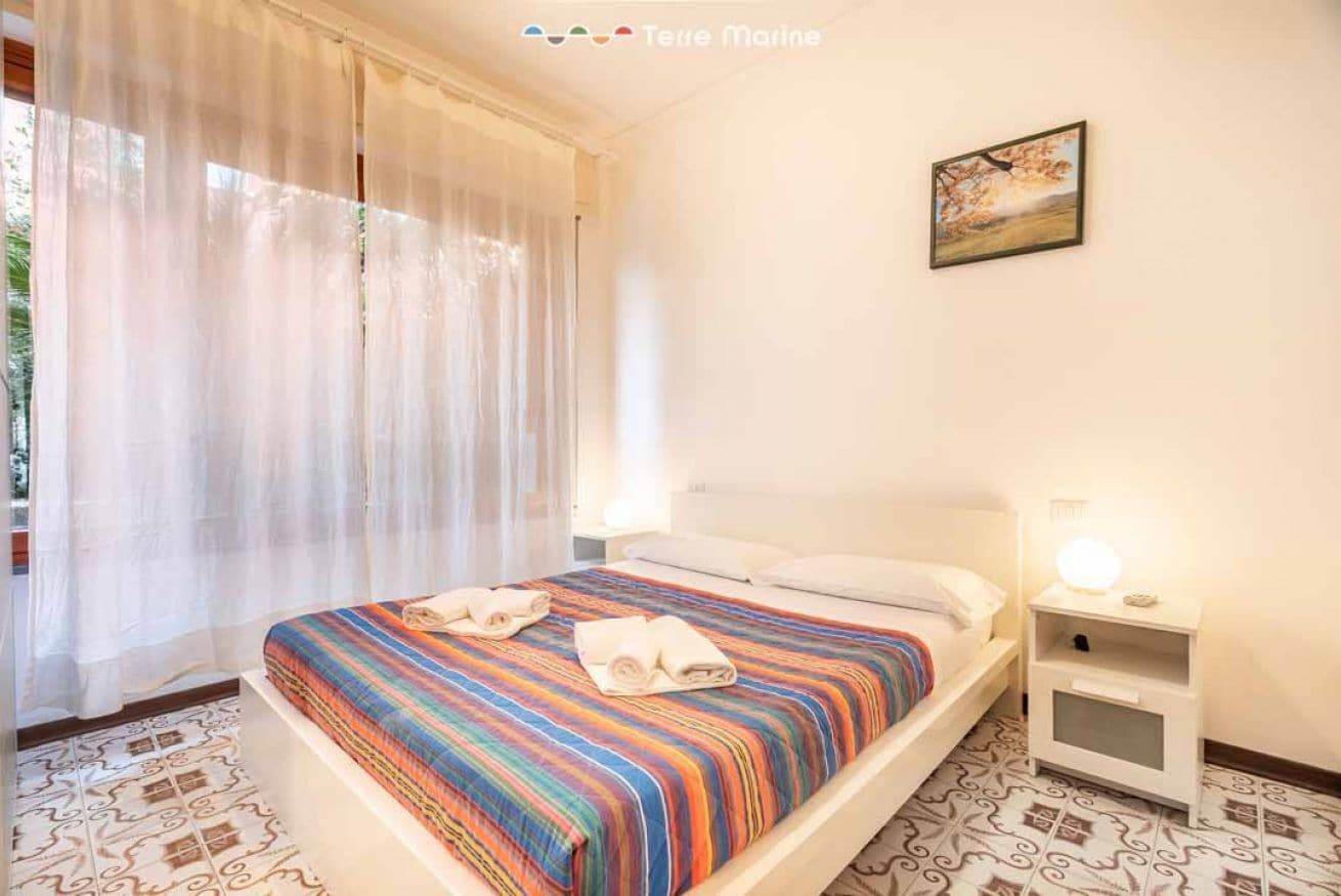 アイロン / アイロン台、旅行用ベビーベッド