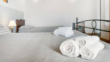 1 chambre, Wi-Fi gratuit, draps fournis