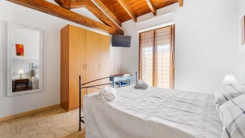 1 chambre, Wi-Fi gratuit, draps fournis