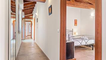 1 habitación, wifi gratis y ropa de cama