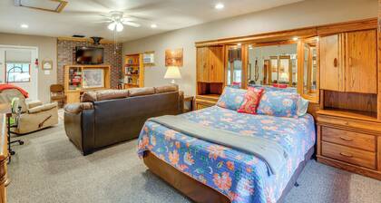 Walk to Dtwn: Ironton Home in Historic District
