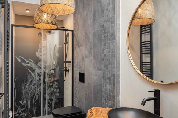 Dusche, Bidet