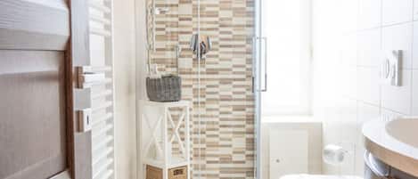 Shower, bidet