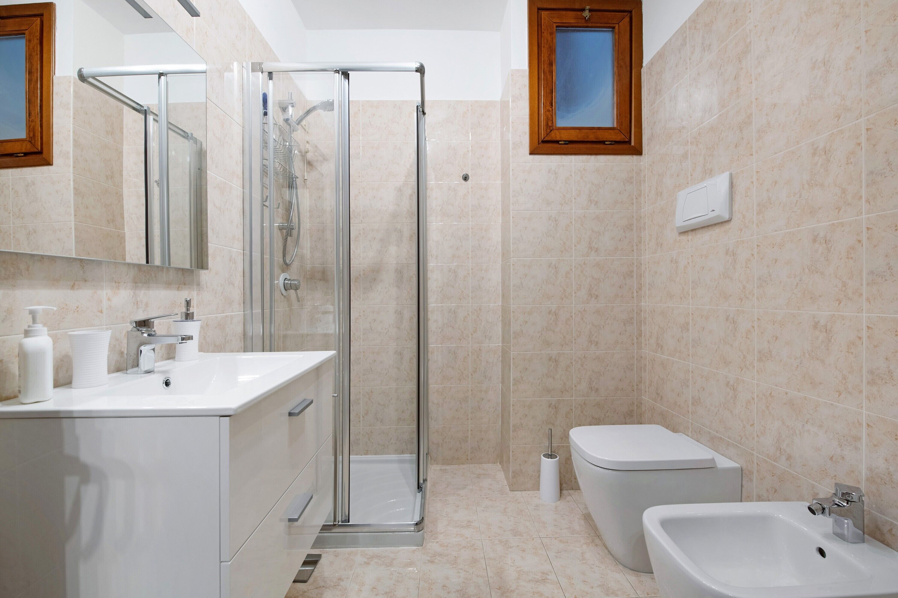 Een douche, een haardroger
