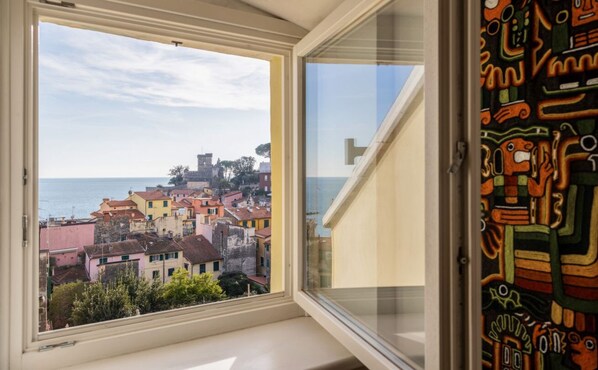 Interior - The Abode of the Poets, TerreMarine (Lerici)