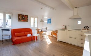 Living area - The Abode of the Poets, TerreMarine (Lerici)