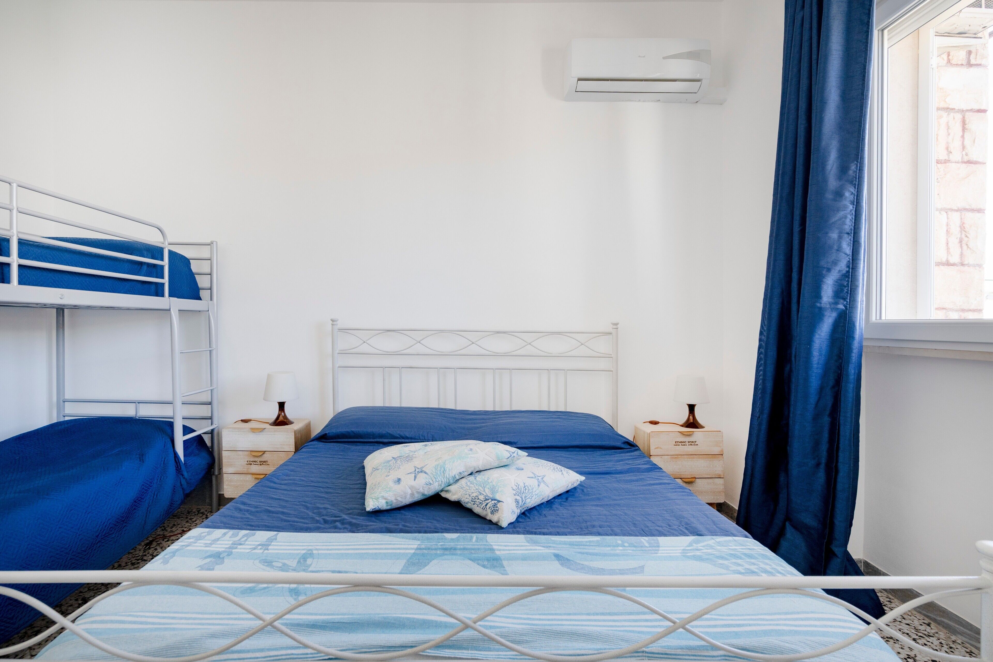 2 camere, ferro/asse da stiro, Wi-Fi gratuito, lenzuola