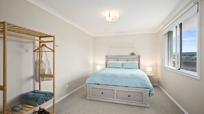 5 chambres, fer et planche à repasser, Wi-Fi gratuit, draps fournis