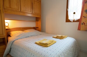 3 camere, culla da viaggio