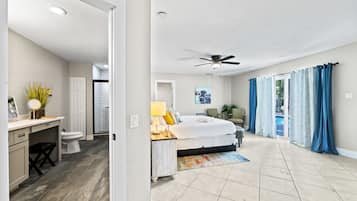 5 bedrooms, desk, iron/ironing board, travel crib