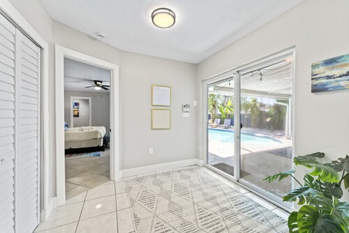 Coconut Retreat | 5BR Pool Home