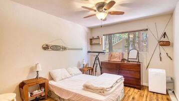 3 bedrooms, free WiFi, bed sheets