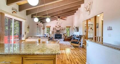 Pinecrestarearentals #7 9/5-12/10 no holidays book 2 nights get 3rd night free.