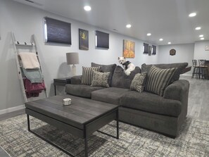 Smart TV, fireplace, video games, offices